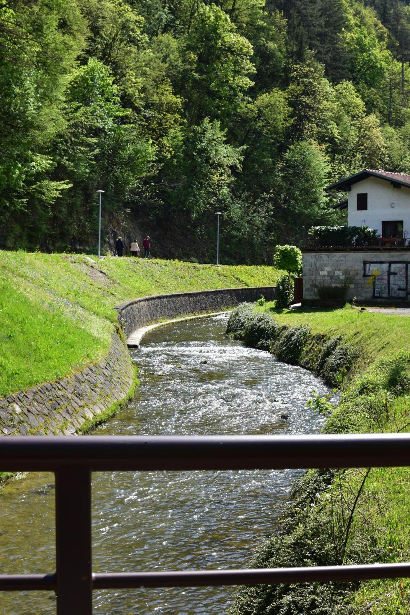 Studio Apartment Old Town Castle Samobor Exteriör bild